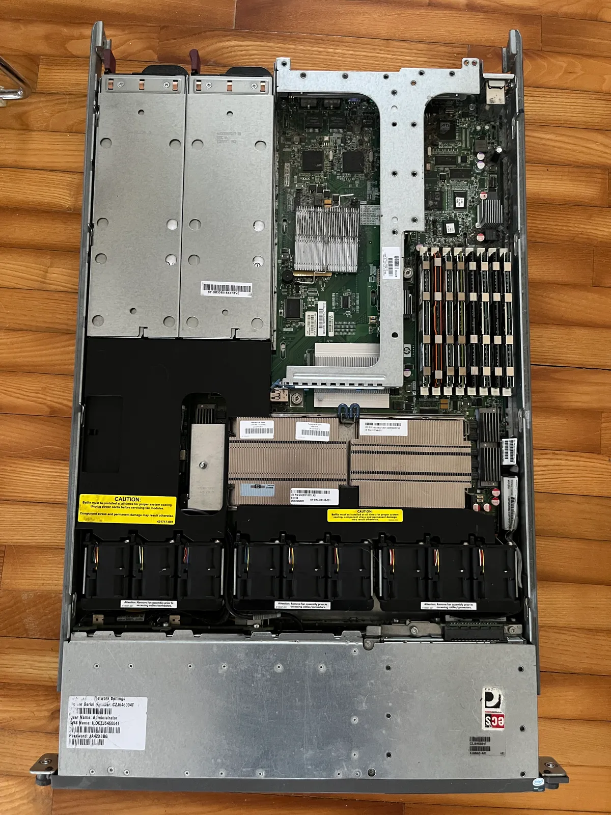HP ProLiant G5 server internals